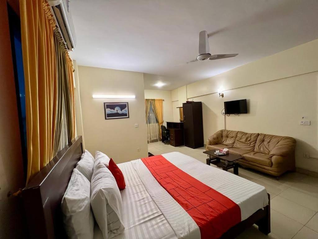 Hotel Rooms Dha 卡拉奇 外观 照片