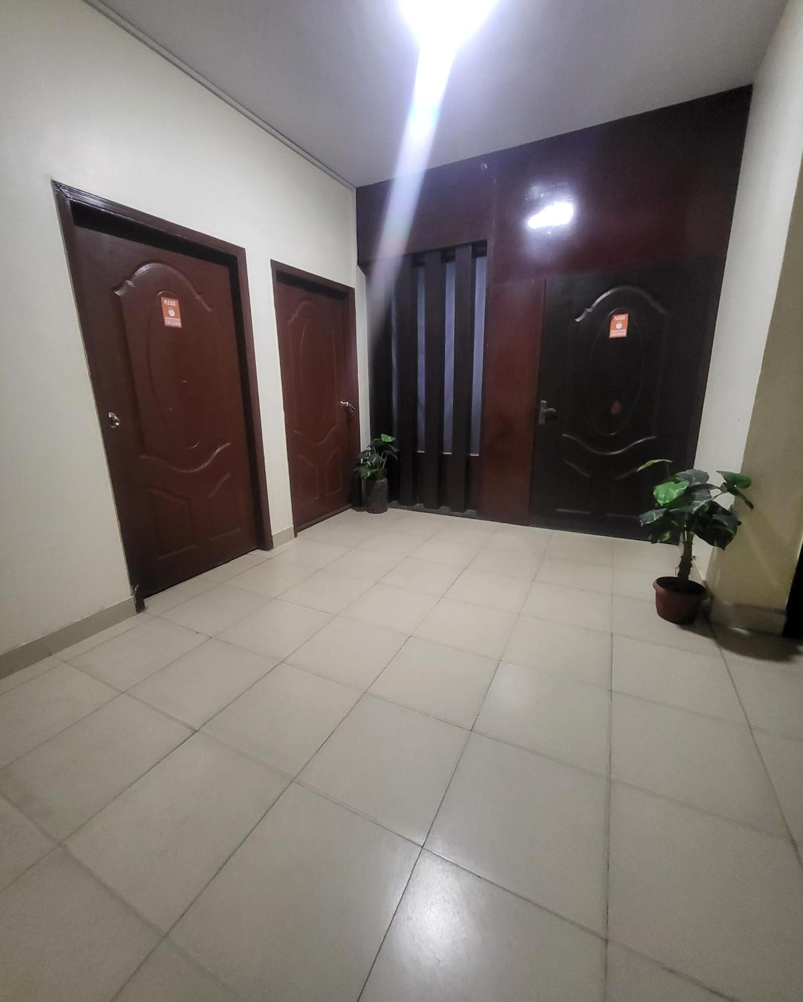 Hotel Rooms Dha 卡拉奇 外观 照片